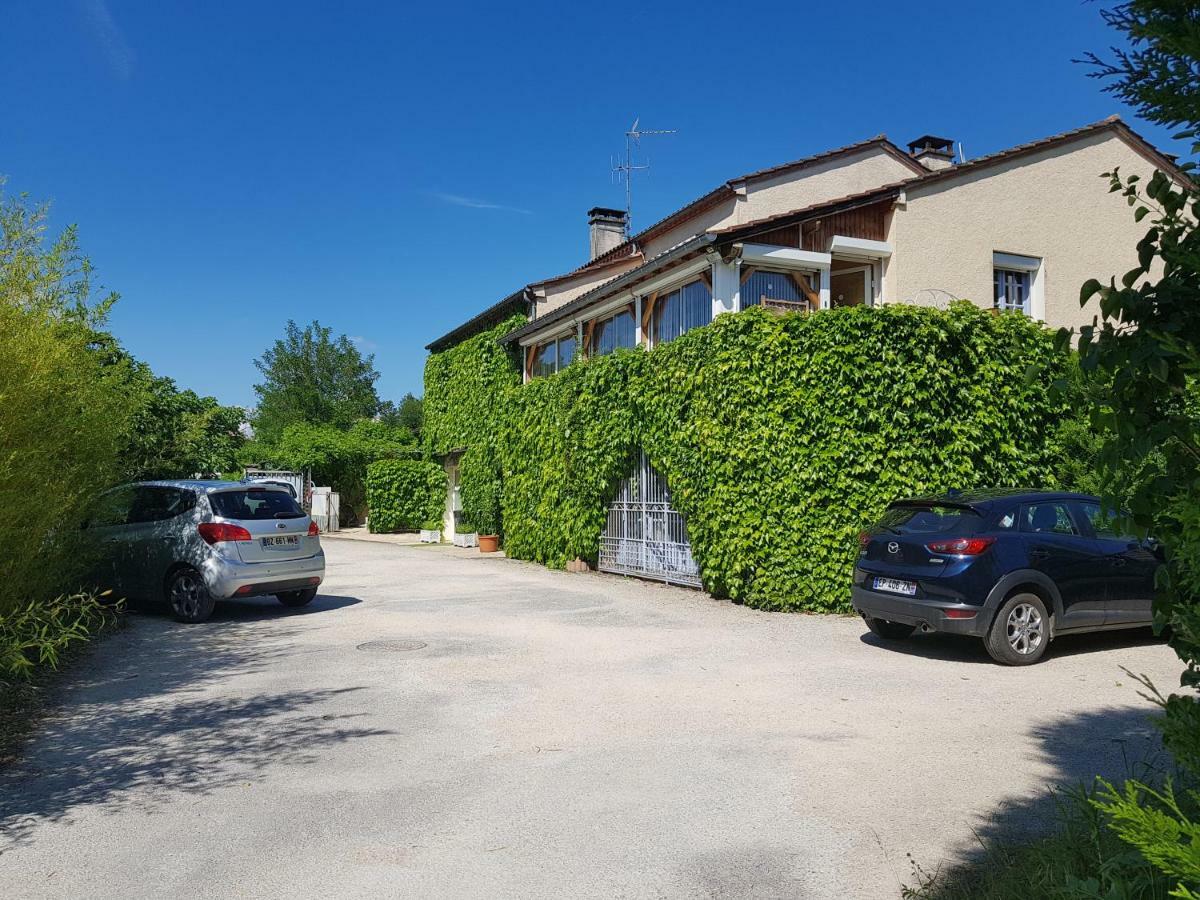 Gite Mercuès Kültér fotó