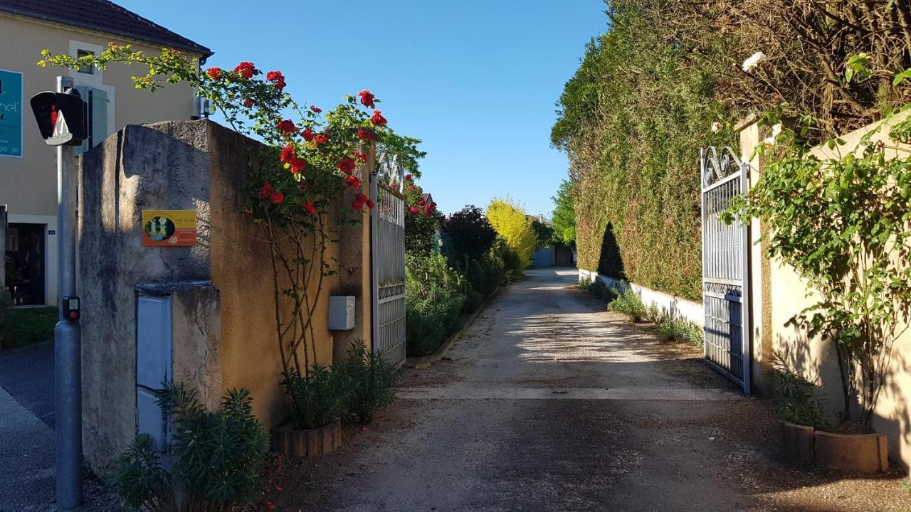 Gite Mercuès Kültér fotó